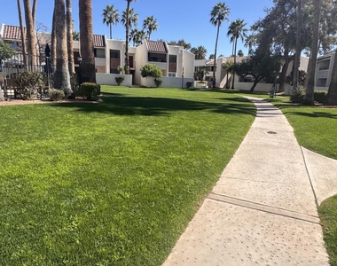 7350 N Via Paseo Del Sur -- - Photo Thumbnail 17