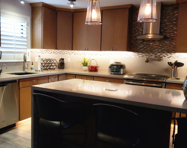 3737 E Turney Avenue - Photo Thumbnail 4