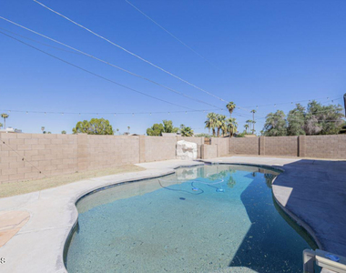 1612 E Gaylon Drive - Photo Thumbnail 40