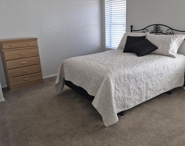 10865 E Keats Avenue - Photo Thumbnail 14
