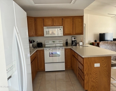 10865 E Keats Avenue - Photo Thumbnail 6