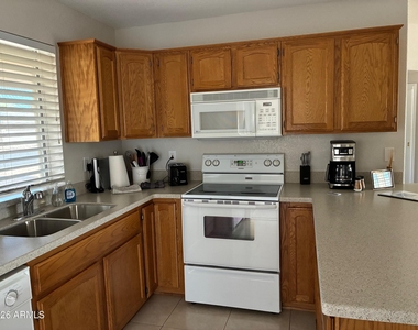 10865 E Keats Avenue - Photo Thumbnail 7