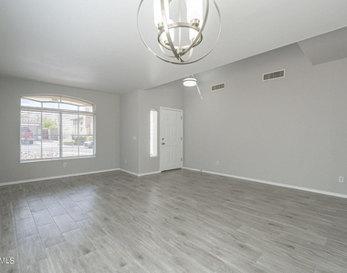 6326 W El Cortez Place - Photo Thumbnail 5