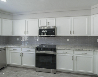 6326 W El Cortez Place - Photo Thumbnail 20