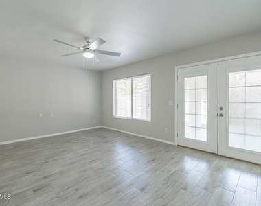 6326 W El Cortez Place - Photo Thumbnail 11