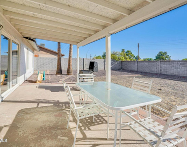 9819 N 67th Drive - Photo Thumbnail 27