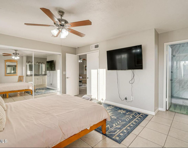 9819 N 67th Drive - Photo Thumbnail 9