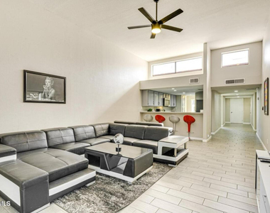 14236 N 23rd Street - Photo Thumbnail 3