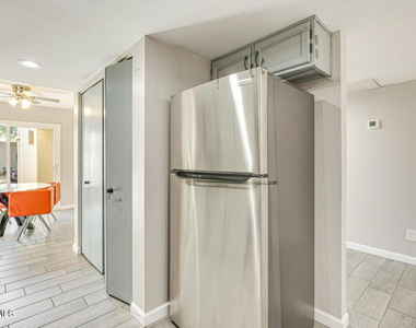 14236 N 23rd Street - Photo Thumbnail 7