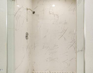 14236 N 23rd Street - Photo Thumbnail 20