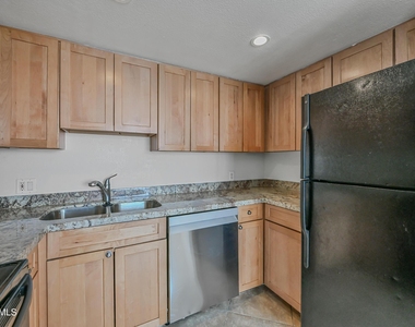 1234 N 36th Street - Photo Thumbnail 8