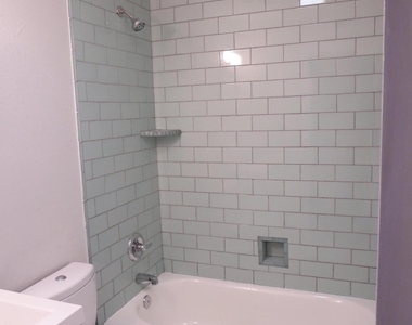 1450 E Bethany Home Road - Photo Thumbnail 8