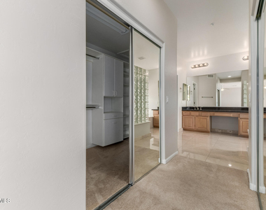 10872 E Raintree Drive - Photo Thumbnail 32