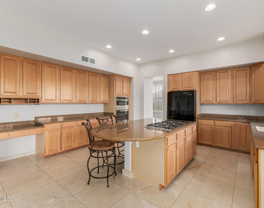 10872 E Raintree Drive - Photo Thumbnail 17