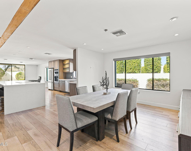 6834 N 72nd Place - Photo Thumbnail 22