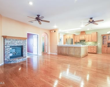15310 S Kline Place - Photo Thumbnail 3