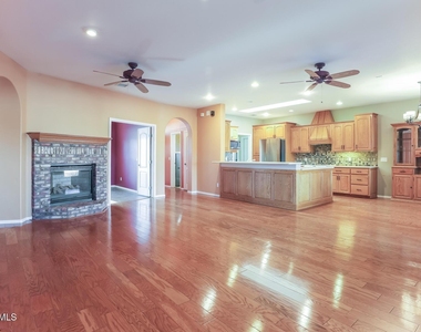 15310 S Kline Place - Photo Thumbnail 1