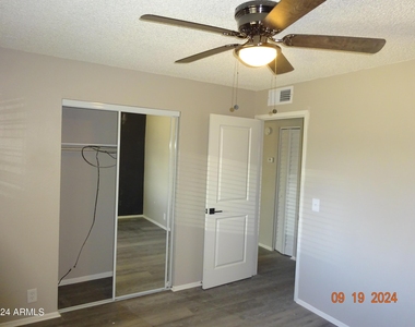 341 E Vogel Avenue - Photo Thumbnail 10