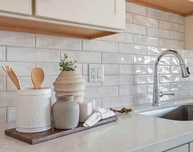 8137 E Brown Road - Photo Thumbnail 10
