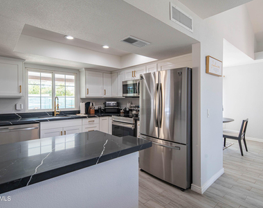 10615 N 63rd Drive - Photo Thumbnail 29