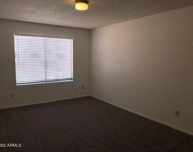 818 S Westwood -- - Photo Thumbnail 2