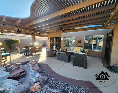 15548 W Catalina Drive - Photo Thumbnail 28