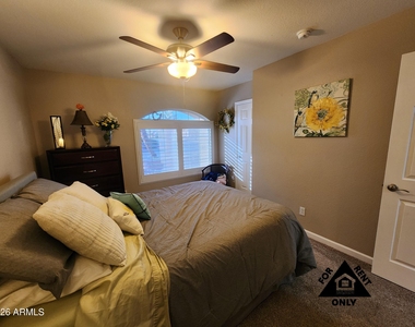 15548 W Catalina Drive - Photo Thumbnail 20