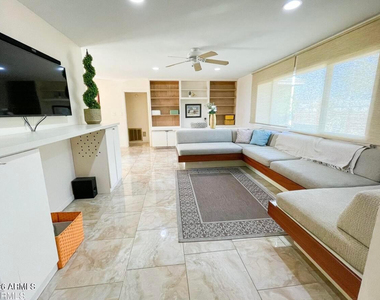 1255 E Riviera Drive - Photo Thumbnail 2