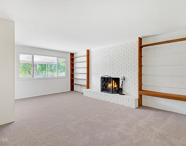1036 E Geneva Drive - Photo Thumbnail 16
