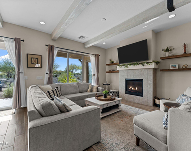 4060 Old Orchard Drive - Photo Thumbnail 2