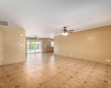 1885 E Alameda Drive - Photo Thumbnail 4