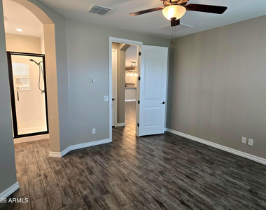 2822 W Blue River Drive - Photo Thumbnail 23