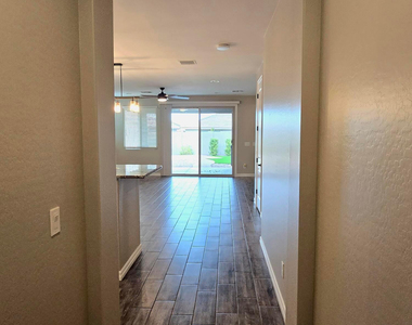 2822 W Blue River Drive - Photo Thumbnail 3
