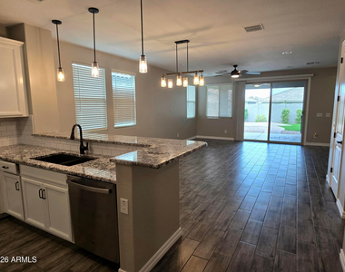 2822 W Blue River Drive - Photo Thumbnail 4