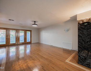3137 N 4th Avenue - Photo Thumbnail 4