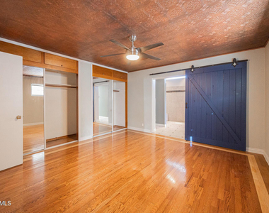 3137 N 4th Avenue - Photo Thumbnail 13