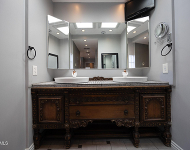 3137 N 4th Avenue - Photo Thumbnail 19
