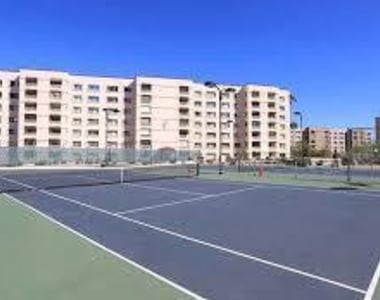 7840 E Camelback Road - Photo Thumbnail 3