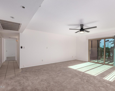 7840 E Camelback Road - Photo Thumbnail 35