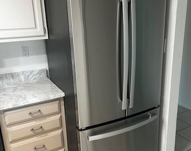 7840 E Camelback Road - Photo Thumbnail 18