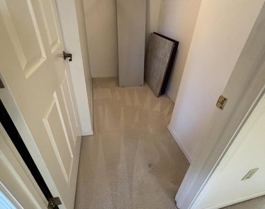 10330 W Thunderbird Boulevard - Photo Thumbnail 14