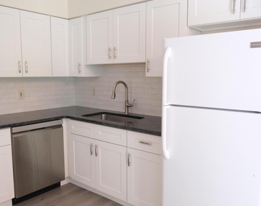 93 Oak Lane - Photo Thumbnail 7