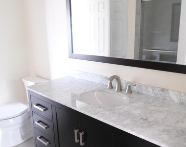 93 Oak Lane - Photo Thumbnail 13