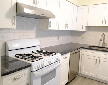93 Oak Lane - Photo Thumbnail 5