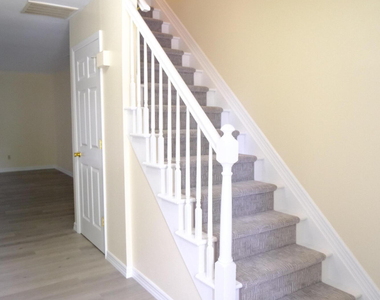 93 Oak Lane - Photo Thumbnail 1