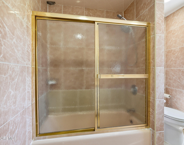 74 Poplar Avenue - Photo Thumbnail 25