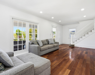 74 Poplar Avenue - Photo Thumbnail 8