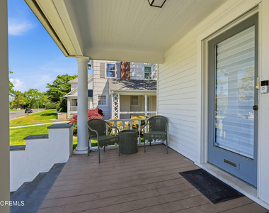 74 Poplar Avenue - Photo Thumbnail 3
