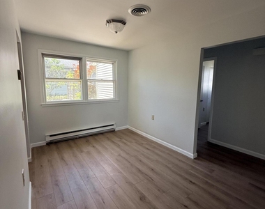 50 Westport Drive - Photo Thumbnail 4
