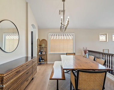 6943 W Tether Trail - Photo Thumbnail 10